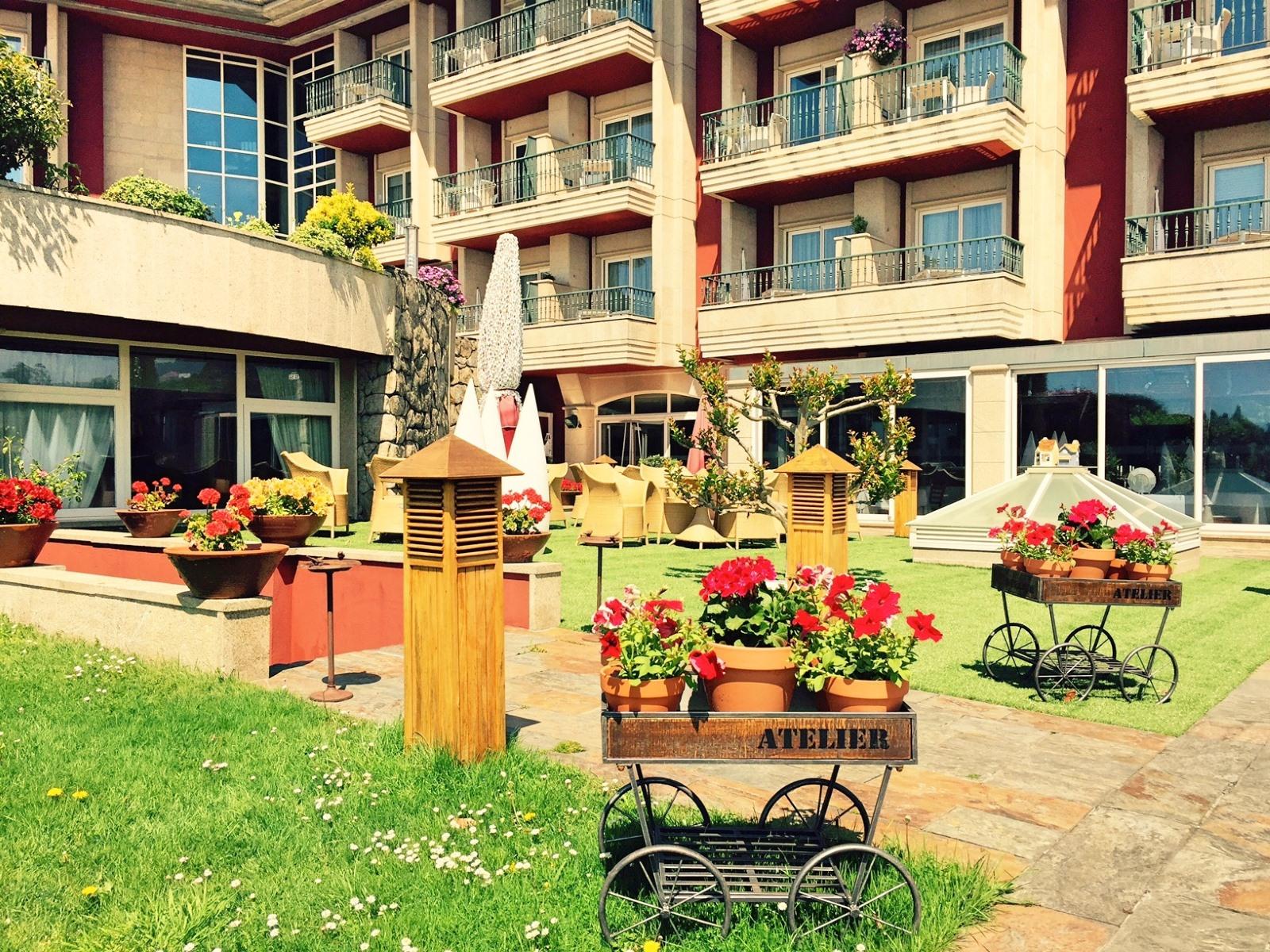 Augusta Eco Wellness Resort 4 Superior サンシェンショ エクステリア 写真